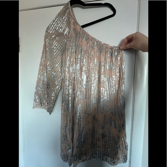 H&M Dress - Picture 1 of 1
